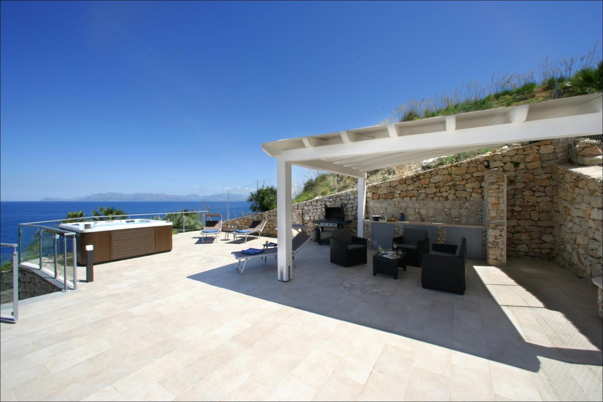 Villa Antonia - Vasca Idromassaggio Terrazza Vista Mare San Vito Lo Capo Eksteriør bilde